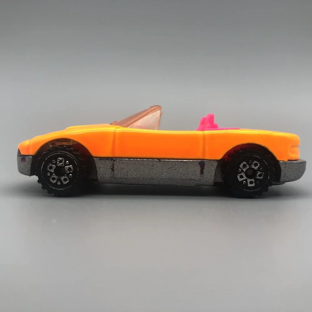 Hot Wheels Mazda Miata Sports Car Orange Pink G-Force Raceset Diecast 1/64 Scale